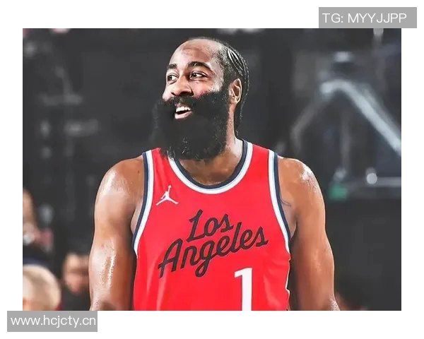 半场战报哈登火力全开贡献20分小卡紧随其后快船领先勇士3分