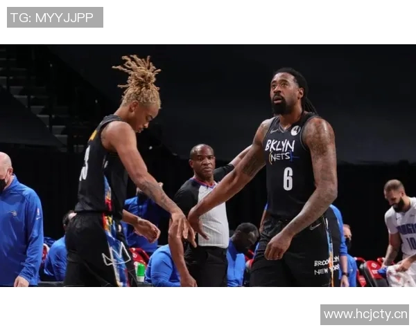 克拉克斯顿全能表现助球队取胜18分10板6助2断3帽展现实力